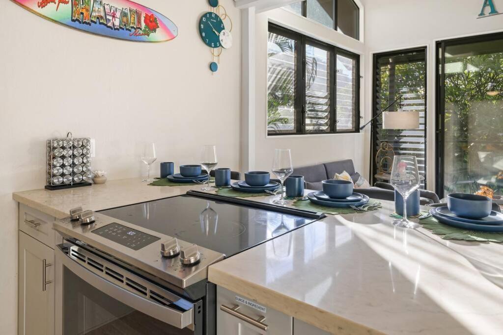Coral Cove-Poolside Condo And Panoramic Ocean View Kahana Luaran gambar