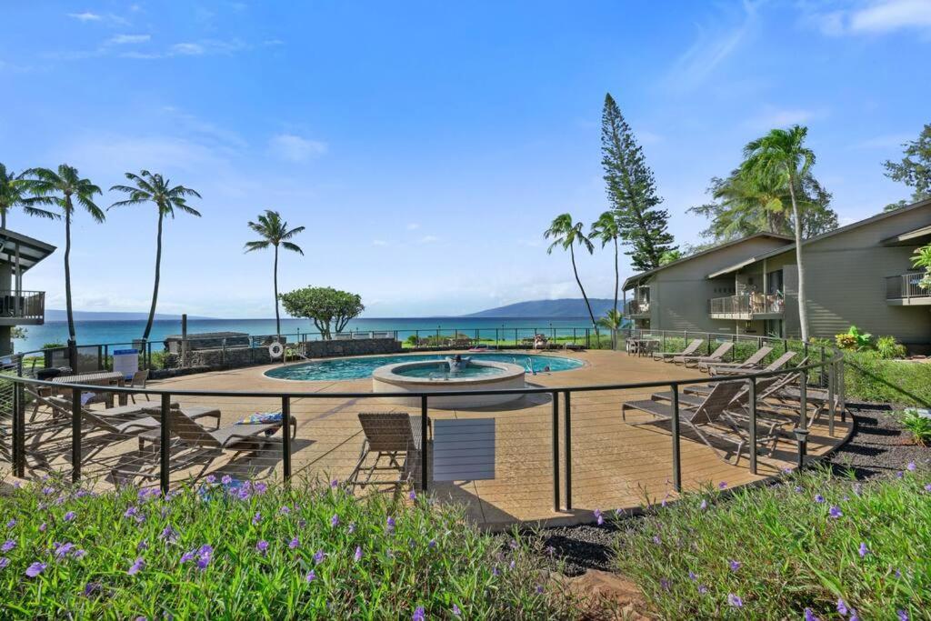 Coral Cove-Poolside Condo And Panoramic Ocean View Kahana Luaran gambar