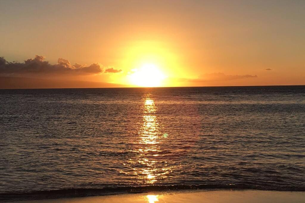 Coral Cove-Poolside Condo And Panoramic Ocean View Kahana Luaran gambar