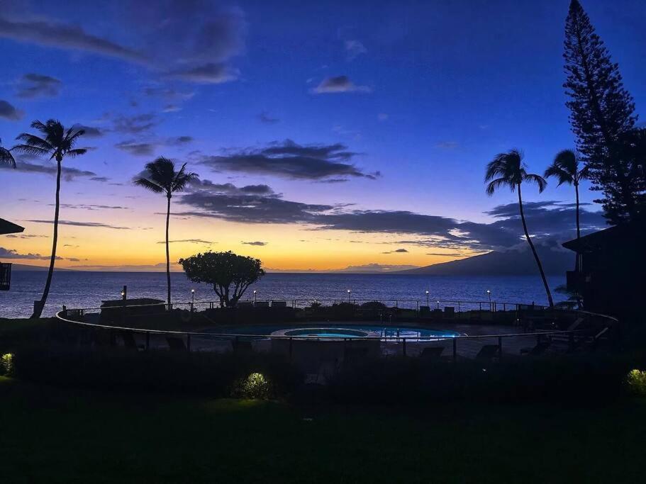Coral Cove-Poolside Condo And Panoramic Ocean View Kahana Luaran gambar